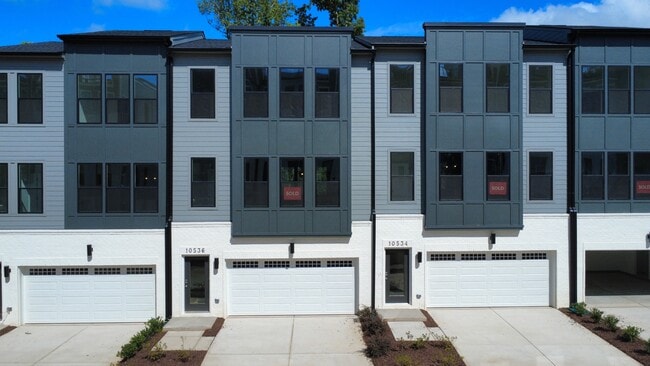 Building Photo - 10536 Pleasant Br Dr