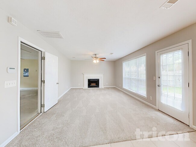 Building Photo - 4549 Aladdin Ct