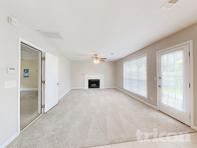Foto del edificio - 4549 Aladdin Ct