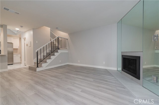 Building Photo - 543 W Stocker St