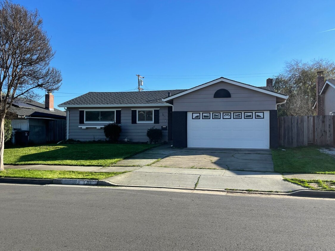 Foto principal - Charming Gilroy Home close to Everything