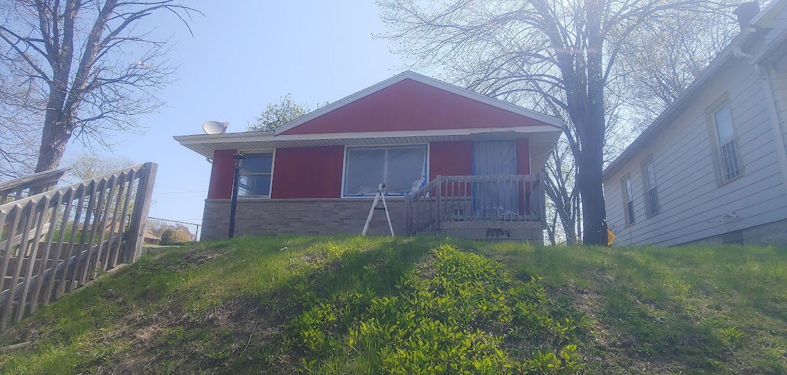 Primary Photo - 3266 N 22nd St