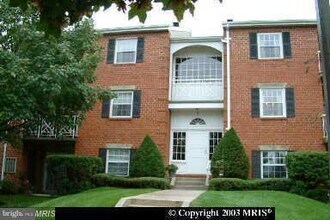 Building Photo - 1 Lough Mask Ct
