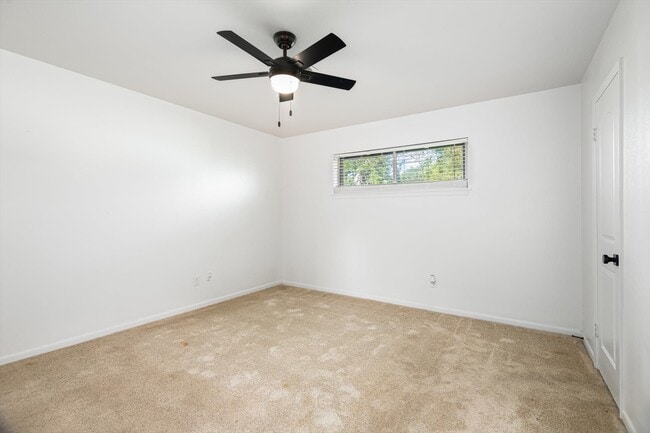 Foto del edificio - 416 Southern Oaks Dr