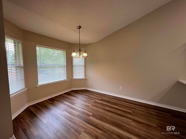 Foto del edificio - 27733 Bay Branch Dr