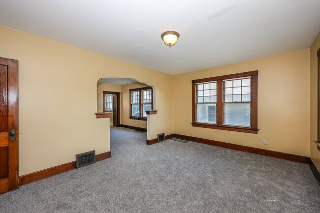 Foto del edificio - 514 Greenlawn Ave