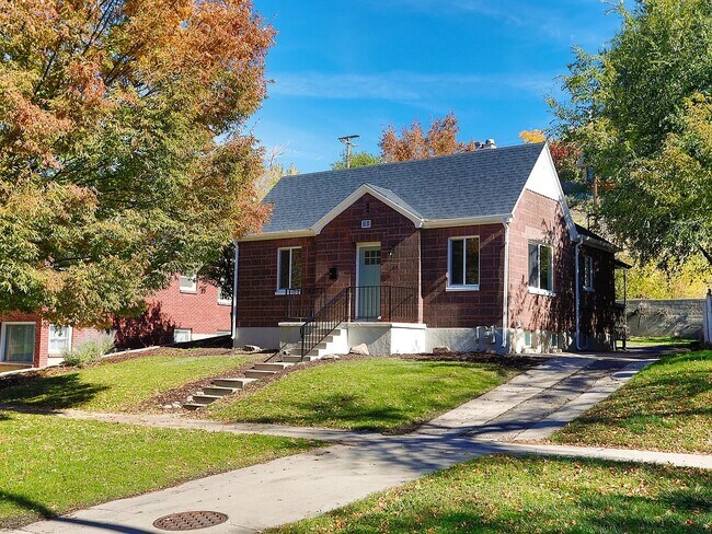 Foto del edificio - 348 N 200 W