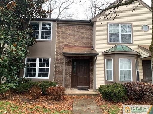 Foto principal - 1504 Mahogany Ct