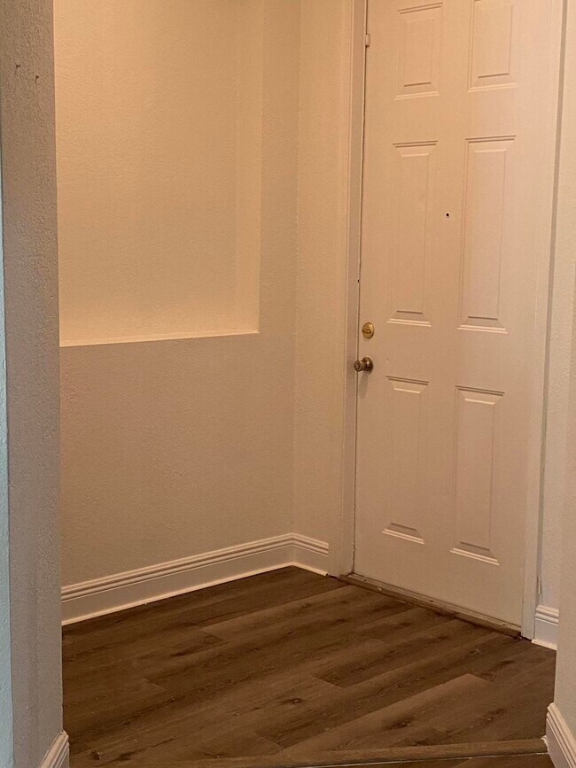 5130 White Oleander, West Palm Beach, FL 33415 Townhome Rentals in