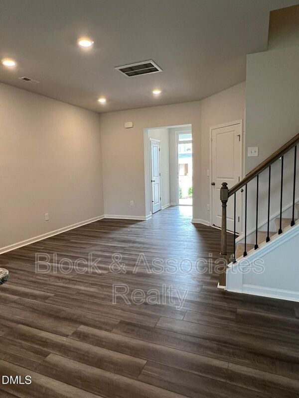 Building Photo - 1212 Pate Farm Ln