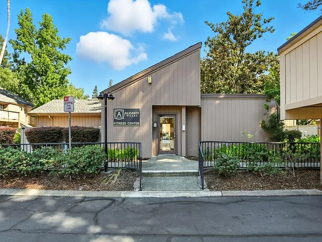 Foto del edificio - 535 Woodside Oaks