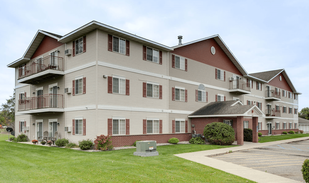 Primary Photo - Somerset Apartments