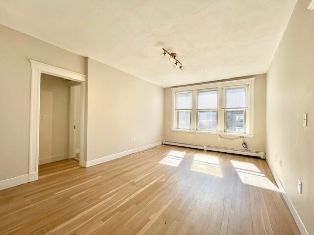 Foto del edificio - 28 Ransom Rd