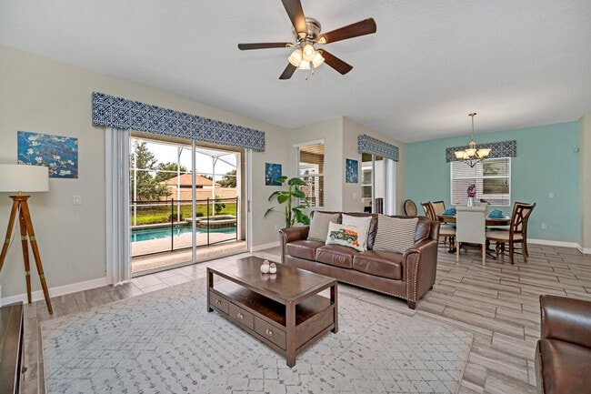 Building Photo - 1614 Moon Valley Dr