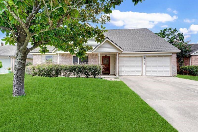 Primary Photo - 2107 Collingsfield Dr