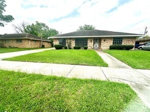 Building Photo - 8207 Rockhill St