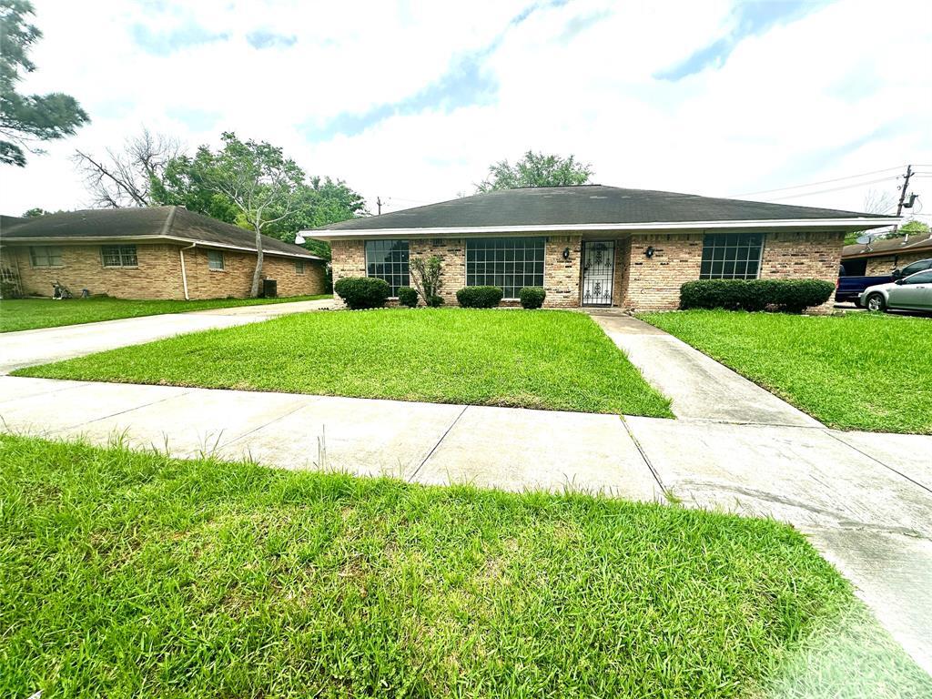 Primary Photo - 8207 Rockhill St