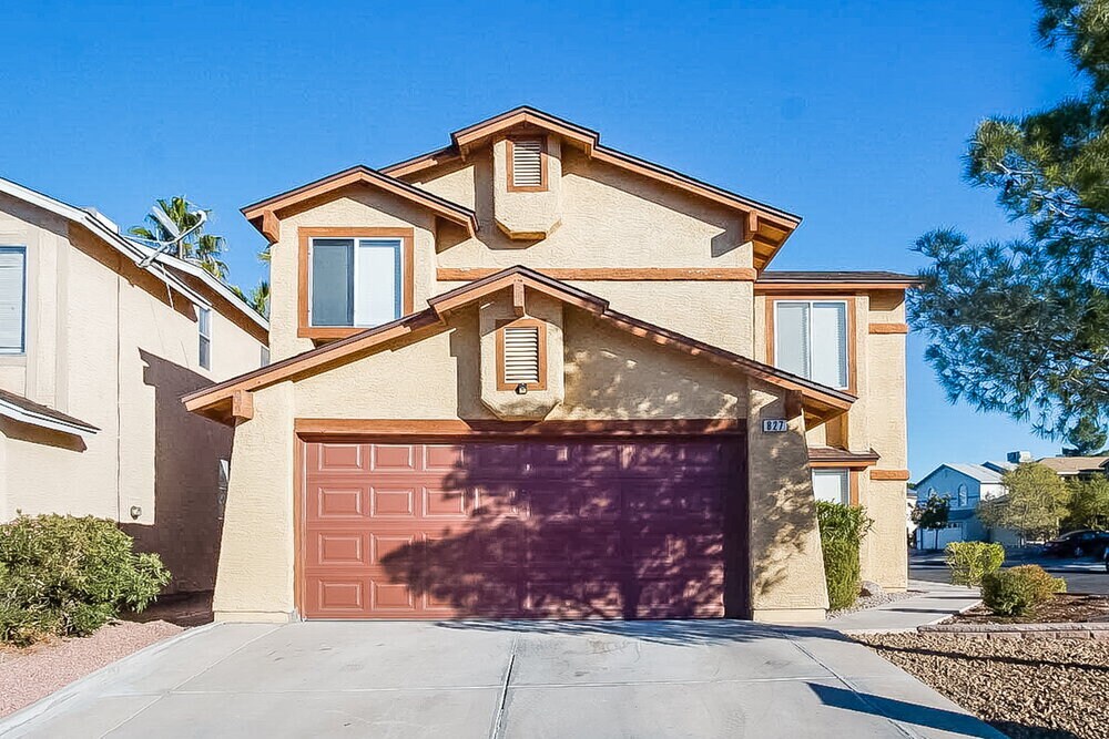 Foto principal - 827 Schooner Dr