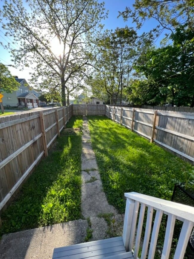 Building Photo - 764-768 S 17th Street