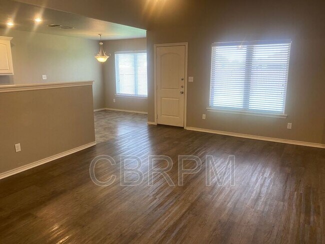 Foto del edificio - 8701 12th St