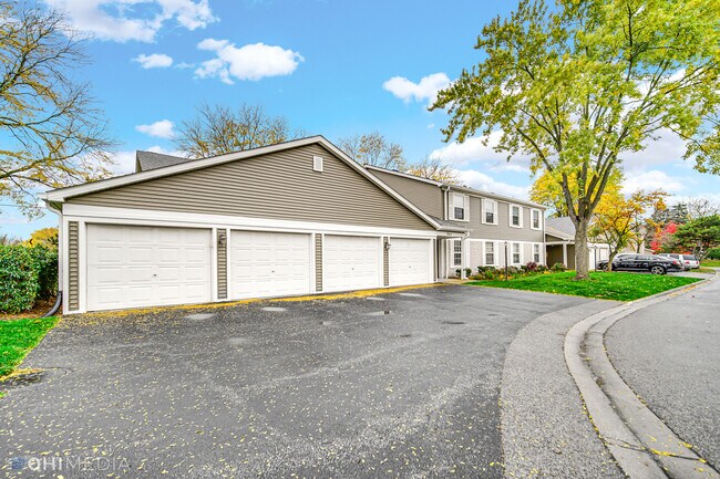 Building Photo - 745 Candleridge Ct
