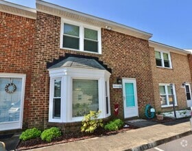 Building Photo - 4813 Bay Winds Ct