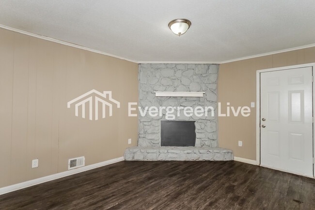 Building Photo - 3072 Morningview Dr