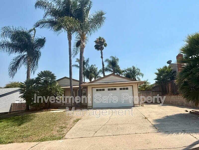 Foto principal - 10105 Cedar Springs Dr
