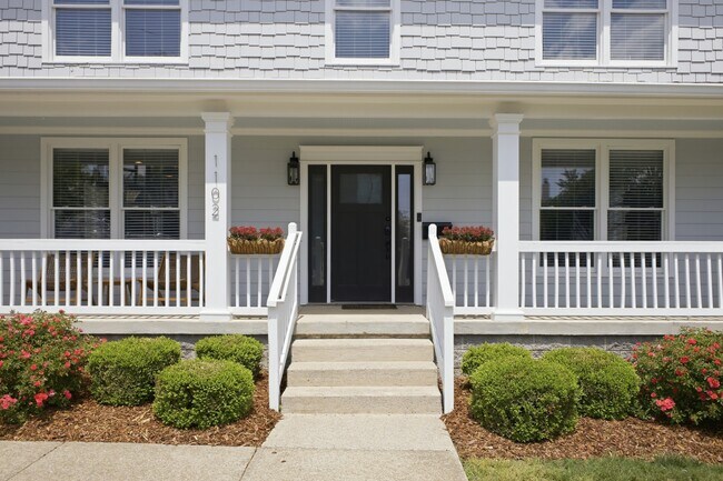 Building Photo - 1102 Caldwell Ave