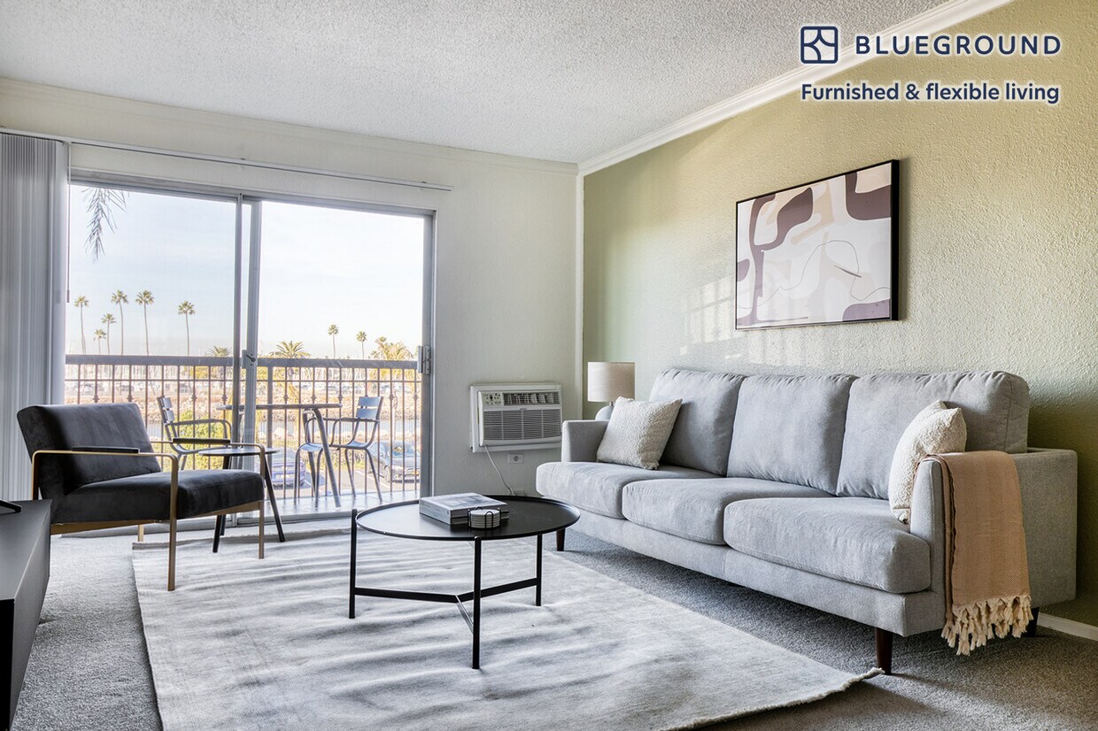 Foto principal - 333 1st St