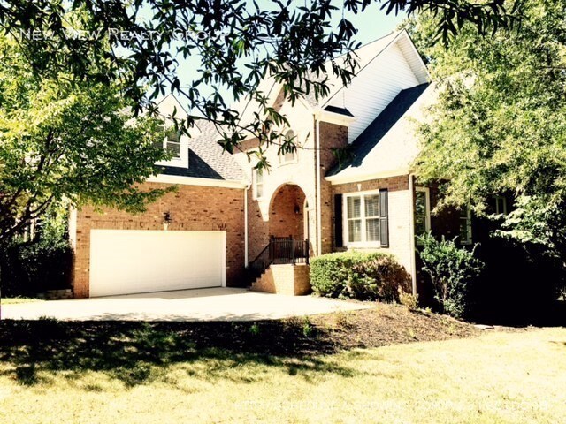 Primary Photo - 108 W Maranta Rd