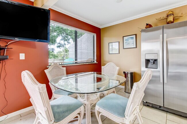 Foto del edificio - 2623 Forest Ridge Dr