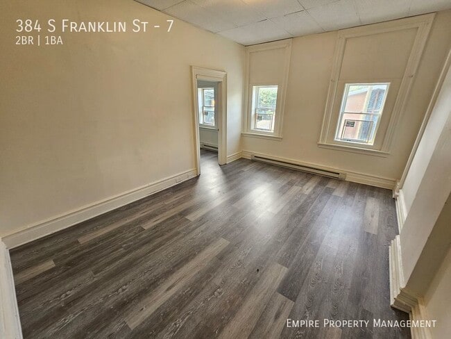 Building Photo - 384 S Franklin St