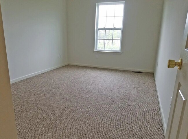 Foto del edificio - Lovely Muhlenberg Semi-Detached!