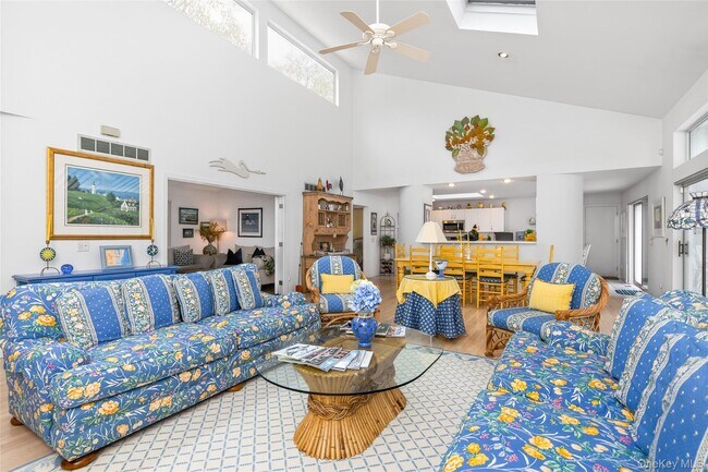 Foto del edificio - 1 Whippoorwill Ln