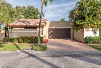 Building Photo - 6876 Palmar Ct