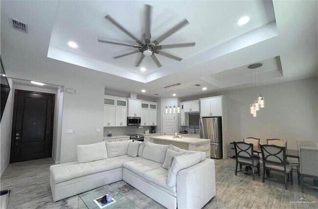 Building Photo - 17 Bella Vista Ave