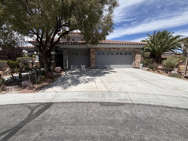 Building Photo - 11548 Valentino Ln