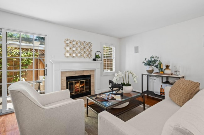 Building Photo - 149 Redding Rd