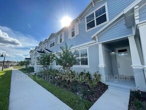 Building Photo - 12101 Via Caselli Ln