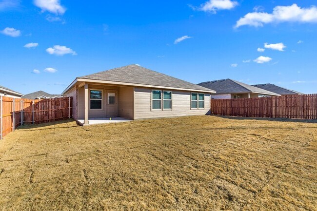Building Photo - 116 Caraway Ct