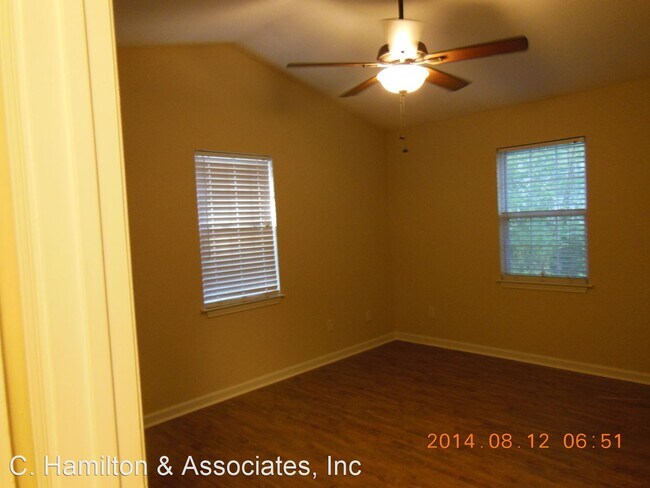 Building Photo - 3 br, 2 bath House - 2206 S LUMPKIN ST