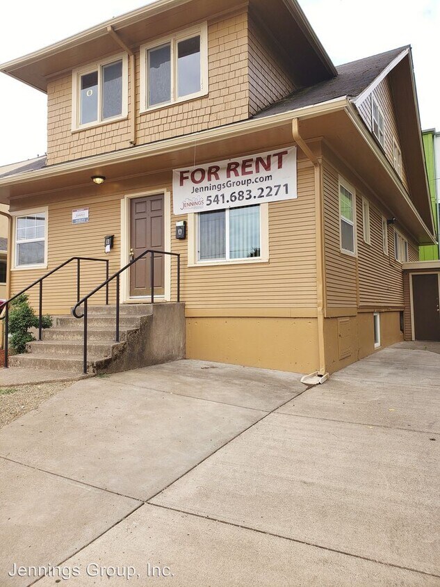 Primary Photo - 471 E 13th Ave