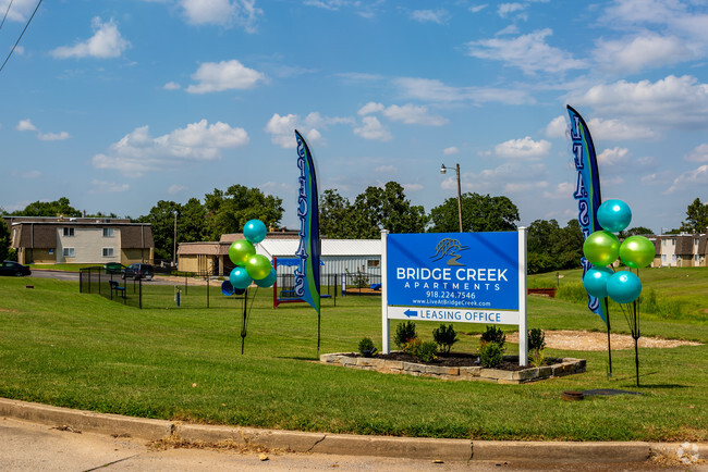 Monument Sign - Bridge Creek Apartments