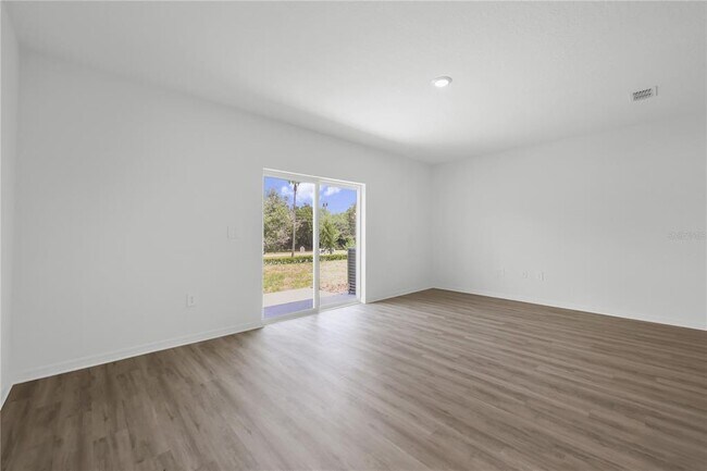 Foto del edificio - 1831 Rock Elm Rd