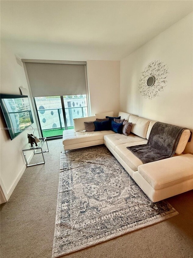 Foto principal - 501 NE 31st St