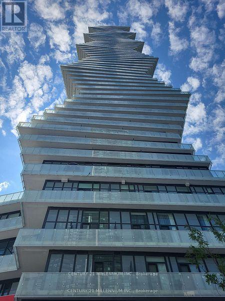 Building Photo - 3900-3900 Confederation Pkwy