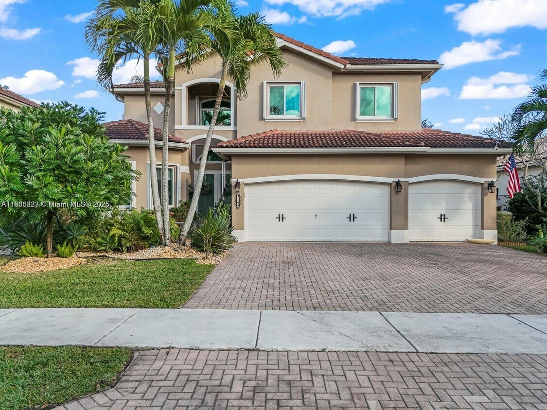Foto principal - 2165 SE 20th Ave