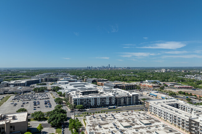 Building Photo - Revolve ATX