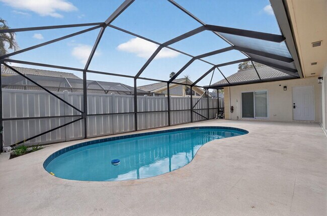 Building Photo - 5230 Woodruff Ln